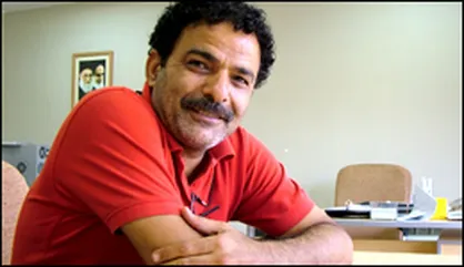 مالک سراج، بازیگر سینما و تلویزیون: این دومین بار است به عراق آمده&zwnj;ام؛ یک بار الان با گذرنامه و یک بار هم در عملیات والفجر هشت بدون گذرنامه!