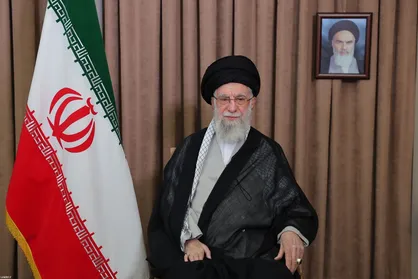 پیام تلویزیونی رهبر معظم انقلاب خطاب به ملت ایران در آستانه ۲۲ بهمن