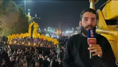 مشهد مقدس در شب شهادت امام رضا (ع) غرق در ماتم و عزاداری+فیلم