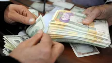 شرایط جدید فروش دلار به مسافران