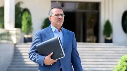 بخشنامه ممنوعیت اعمال مدرک تحصیلی دوم کارمندان در دستور کار است + فیلم