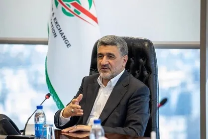 پیگیر عرضه خودرو&zwnj;های داخلی و وارداتی در بورس کالا هستیم