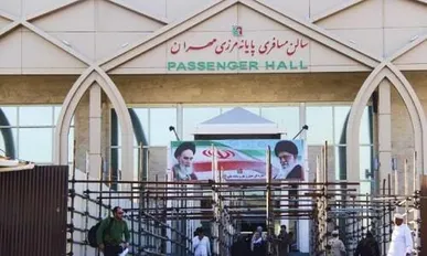 از سه روز گذشته تا الان ۷۰ هزار نفر و از ساعت ۱۲ دیشب تا الان ۲۸ هزار نفر از مرز مهران تردد کردند +فیلم