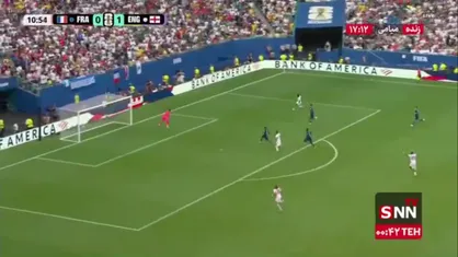 گل دوم انگلیس به فرانسه در دقیقه ۱۱ به دلیل آفساید مردود اعلام شد  / انگلیس 1 - 0 فرانسه