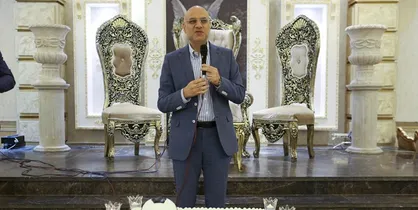 باخت دربی مال من است؛ بازیکنان شجاعانه بازی کنند/ از بیرون باشگاه خط می&zwnj;دهند و چشم به نیمکت شفر دارند