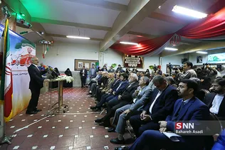 نواختن زنگ انقلاب در مدرسه رفاه
