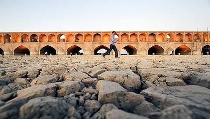 آب منطقه&zwnj;ای اصفهان موظف به ارائه آمار از مصارف آبی در استان شد/ ضرورت حل بحران حقابه&zwnj;ها تا اردیبهشت ۱۴۰۱