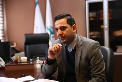 رئیس فدراسیون والیبال: به سر صابر کاظمی در استخر قطعا ضربه خورده است