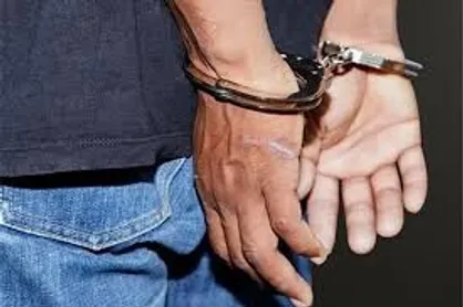 بازداشت ۴۳ نفر از دلالان بازار ارز در اصفهان