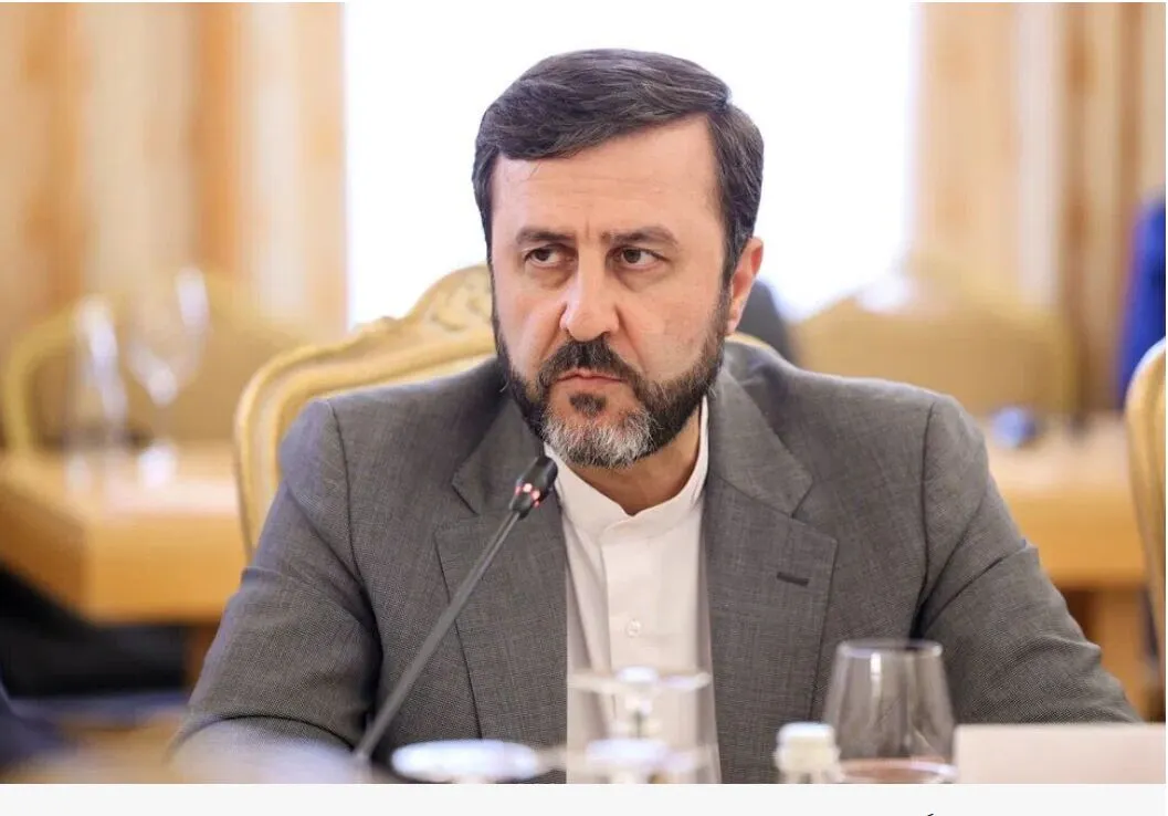 ایران برای بازگشایی تنگه هرمز تعجیل ندارد / تفاهم نامه با عمان وارد مرحله اجرا نمی‌شود مگر با انجام تعهدات آمریکا + فیلم