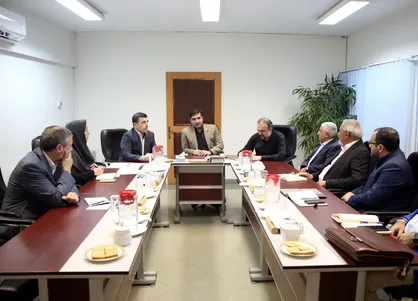 با راه&zwnj;اندازی زنجیره ارزش، کارخانه سازی را دنبال می&zwnj;کنیم