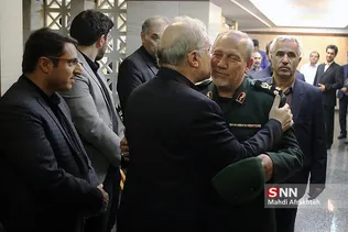 مراسم ختم مادر وزیر بهداشت
