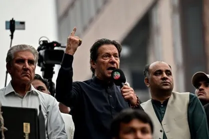 حامیان &laquo;عمران خان&raquo; در پاکستان تظاهرات کردند