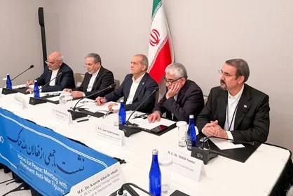 پزشکیان: ایران خواهان صلح و آرامش است/بازگشت تحریم&zwnj;ها پایان راه نیست و در برابر آنها تسلیم نمی&zwnj;شویم