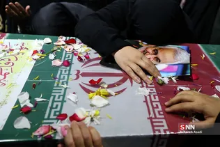 وداع با پیکر شهیده فاطمه اسدی