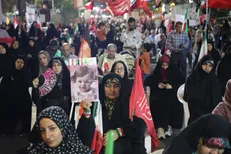 یکصد و شصت و هشتمین اجتماعات شبانه به یاد ۱۶۸ شهید میناب در سمنان برگزار شد+فیلم