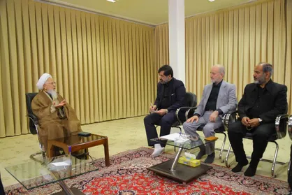 آیت&zwnj;الله جوادی آملی: بازار باید از فعالیت&zwnj;های کاذب پاکسازی شود