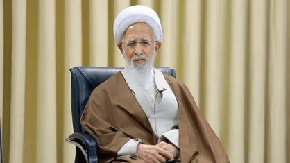 اشاره رهبر انقلاب به سخنان بغض&zwnj;آلود آیت&zwnj;الله جوادی آملی + فیلم