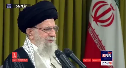 رهبر انقلاب خطاب به نامزدها: کسی که دلبسته آمریکا باشد و ذره&zwnj;ای با نظام و انقلاب زاویه داشته باشد همکار خوبی برای شما نخواهد بود