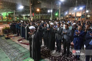 ثی
