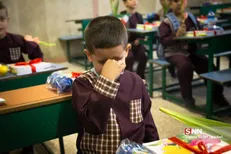 جهادگران دانشگاه شهید باهنر برای دانش‌آموزان نیازمند تلفن هوشمند تهیه می‌کنند