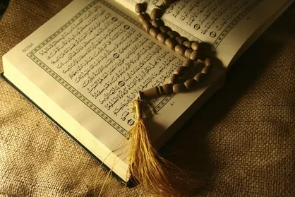 روایتی شنیدنی از حضرت علی(ع)/ بی&zwnj;سوادها چگونه از قرآن بهره می&zwnj;برند؟