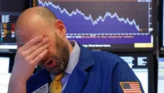 سقوط آزاد سهام در بورس وال‌استریت آمریکا