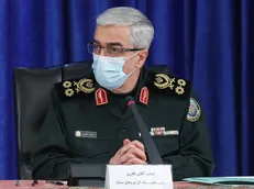 سرلشکر باقری: دانشگاه‌ها ضمن دوری از تقلید به ارائه راهکار‌های بومی برای حل مشکلات بپردازند