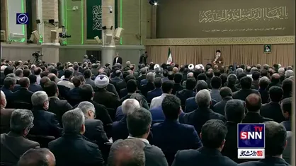 تجلیل رهبر انقلاب از سخنان صریح و راهگشای رئیس جمهور در روز ۲۲ بهمن: سخنان صریح و راهگشای رئیس جمهور مکمل حرکت بزرگ مردم بود / حرکت ملت ایران در ۲۲ بهمن یک کار بهنگام بود