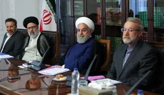 سران قوا مردم را محرم و دخیل در تصمیمات خود بدانند