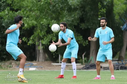 دو بازیکن استقلال از دربی محروم شدند
