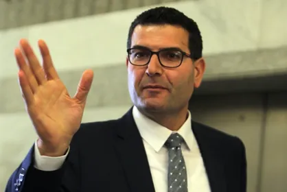 وزیر کشاورزی لبنان: سلاح حزب&zwnj;الله کاملا مشروع است