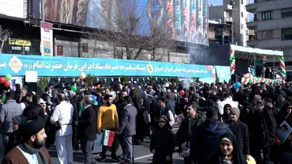 آشنایی راهپیمایان ۲۲ بهمن با کارویژه&zwnj;های جمعیتی بنیاد ۱۵ خرداد