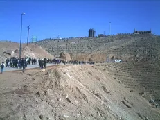 تیم کوهنوردی پردیس بین المللی ارس به ارتفاعات عینالی صعود کرد