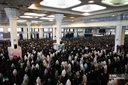 اقامه نماز عید فطر در مصلی تهران