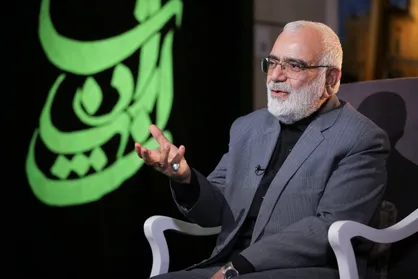 رئیس کمیته امداد مهمان &laquo;نشان ارادت&raquo; شد