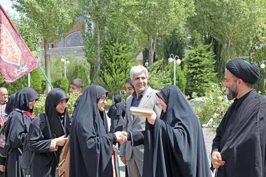 ۲۰۰ نفر از دانشجویان دانشگاه علامه عازم پیاده‌روی اربعین حسینی شدند