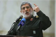 سردار قاآنی: شهید سلیمانی مقاومت را از نفس خود شروع کرد / ممکن است کسانی از درون خانه قاتلان، جواب این جنایت را بدهند