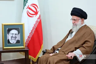آقای «قیس سعید» رئیس‌جمهور تونس و هیئت همراه، عصر امروز در دیدار با رهبر انقلاب اسلامی، به نمایندگی از دولت و ملت این کشور، ضایعه درگذشت رئیس جمهور و وزیر امور خارجه و همراهان ایشان را به حضرت آیت‌الله خامنه‌ای و ملت ایران تسلیت گفت.