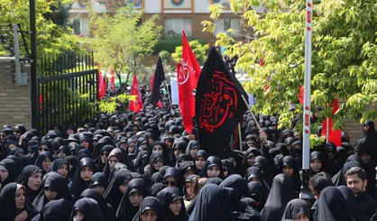 شکوه شور حسینی در خیابان&zwnj;های تهران/ مردم و دانشجویان با امام خود تجدید بیعت کردند