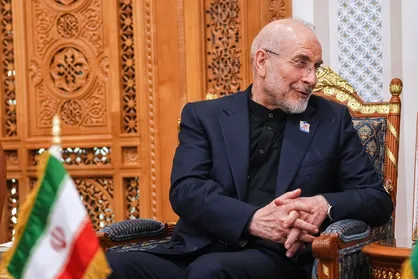 قالیباف: اگر به سوئیس نمی&zwnj;رفتیم، هر لحظه خون بیشتری از مسلمانان و شیعیان لبنان ریخته می&zwnj;شد + عکس