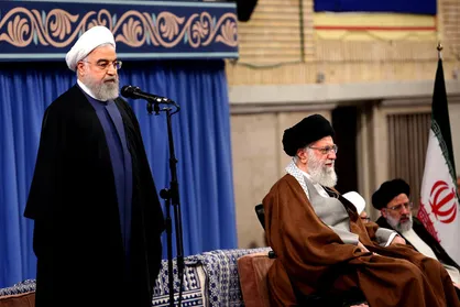 روحانی: نفوذ ما در منطقه به&zwnj; دلیل جذب دل&zwnj;ها به انقلاب است / دنبال امپراطوری نیستیم