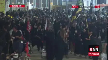 طریق&zwnj;الحسین مملو از زائرانی است که برای تجدید میثاق با حضرت اباعبدالله&zwnj;الحسین(ع)، با پای پیاده راهی کربلا شده&zwnj;اند
