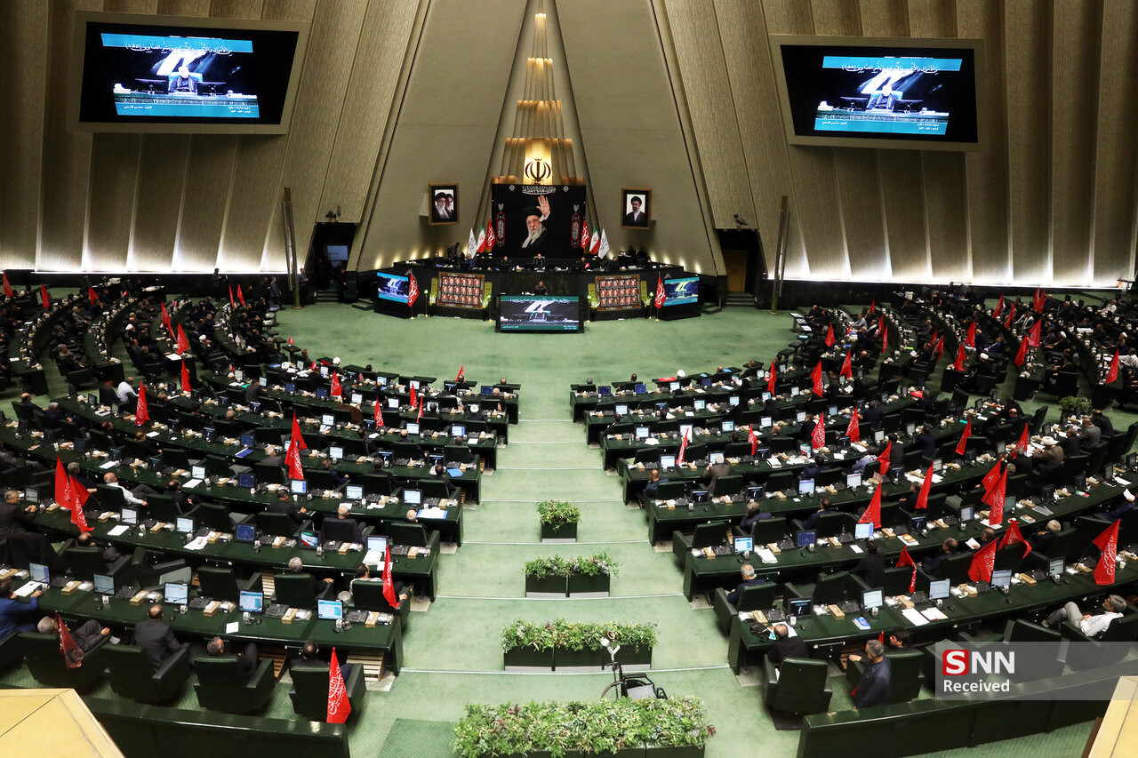 اقتدار ایران در تنگه هرمز، بلاتکلیف در مجلس! اقتدار ایران در تنگه هرمز، بلاتکلیف در مجلس!
