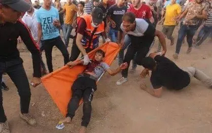 تداوم راهپیمایی بازگشت در غزه/ ۴۰۰ فلسطینی مجروح و ۳ نفر شهید شدند + تصاویر