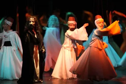 روایت دیدار مولانا و شمس با صدای همایون شجریان و محمدمعتمدی + فیلم