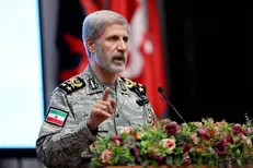 امیر حاتمی: دافوس قدمگاه بزرگان ارتش است