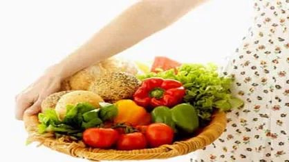 کاهش عوارض بارداری با رژیمی خاص