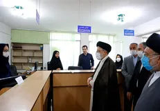 بازدید سرزده رئیس قوه قضائیه ‌از اداره ‌ثبت اسناد و املاک استان فارس / تاکید رئیسی بر حذف فیزیکی کامل پرونده‌های ثبتی