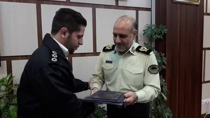 از افسر وظیفه شناس پلیس راهور تقدیر شد
